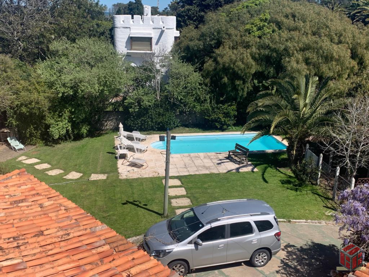 Casa ID.8710 - espectacular 