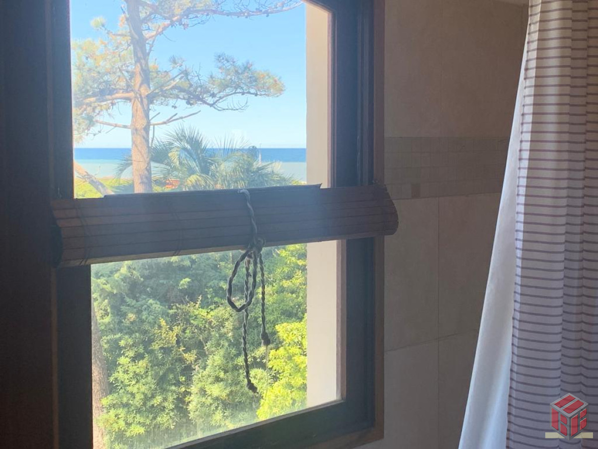 Casa ID.8710 - espectacular 