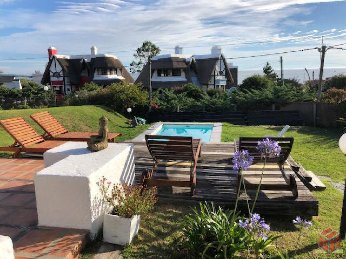 linda casa con vista al mar  - bdb8750c