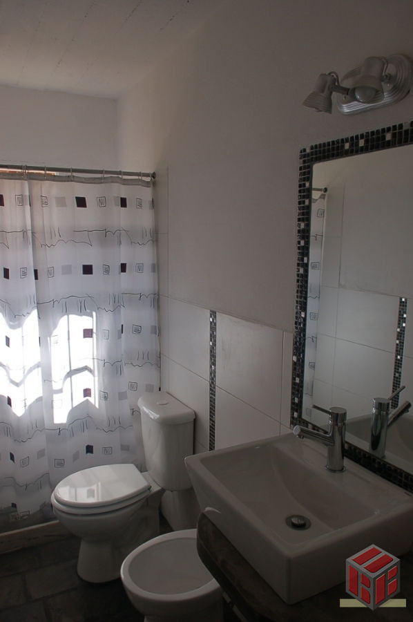 Casa ID.7266 - .Casa  con excelentes vistas , decks y mirador 