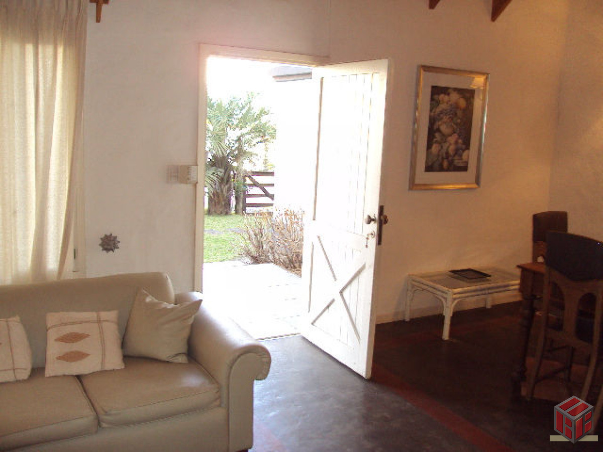 Casa ID.7267 - .casa estilo campo para el lado playa brava