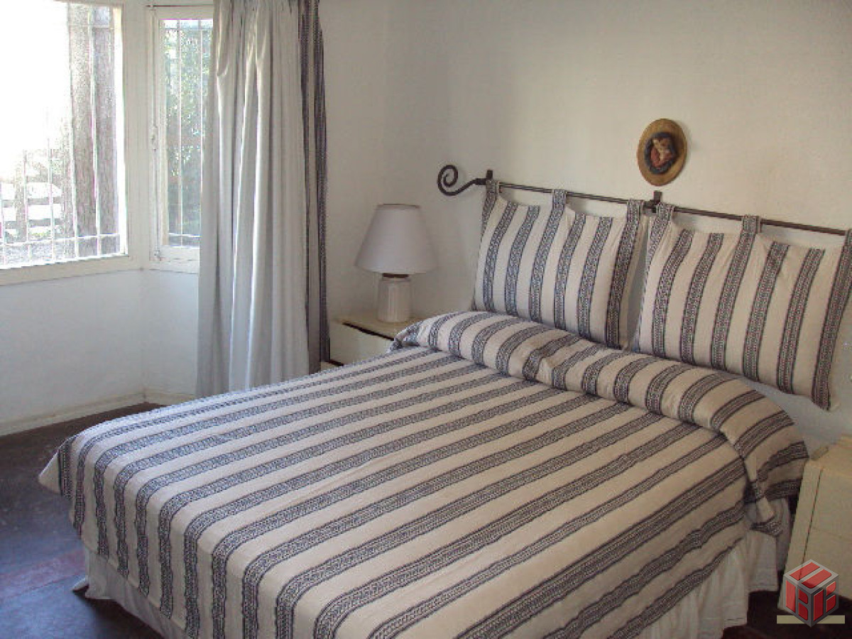 Casa ID.7267 - .casa estilo campo para el lado playa brava
