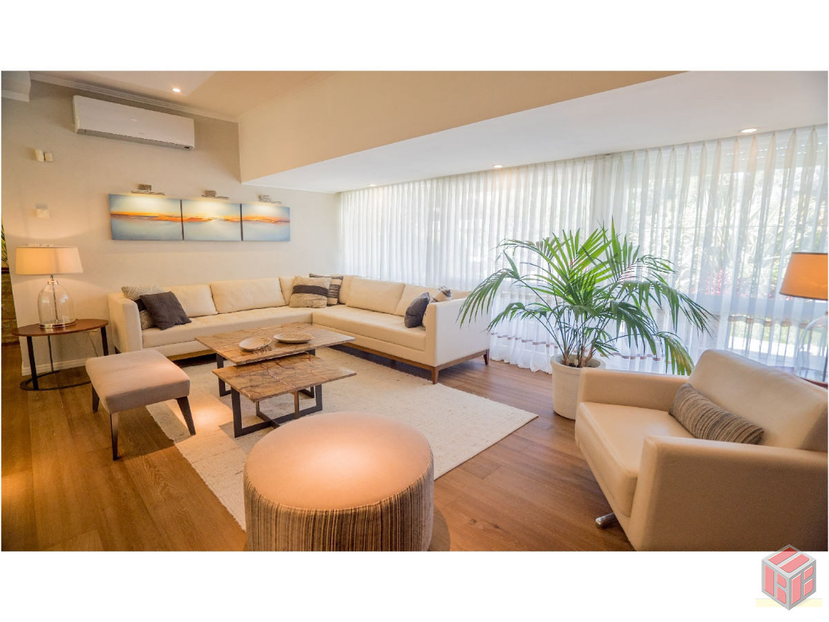 Casa ID.7460 - .