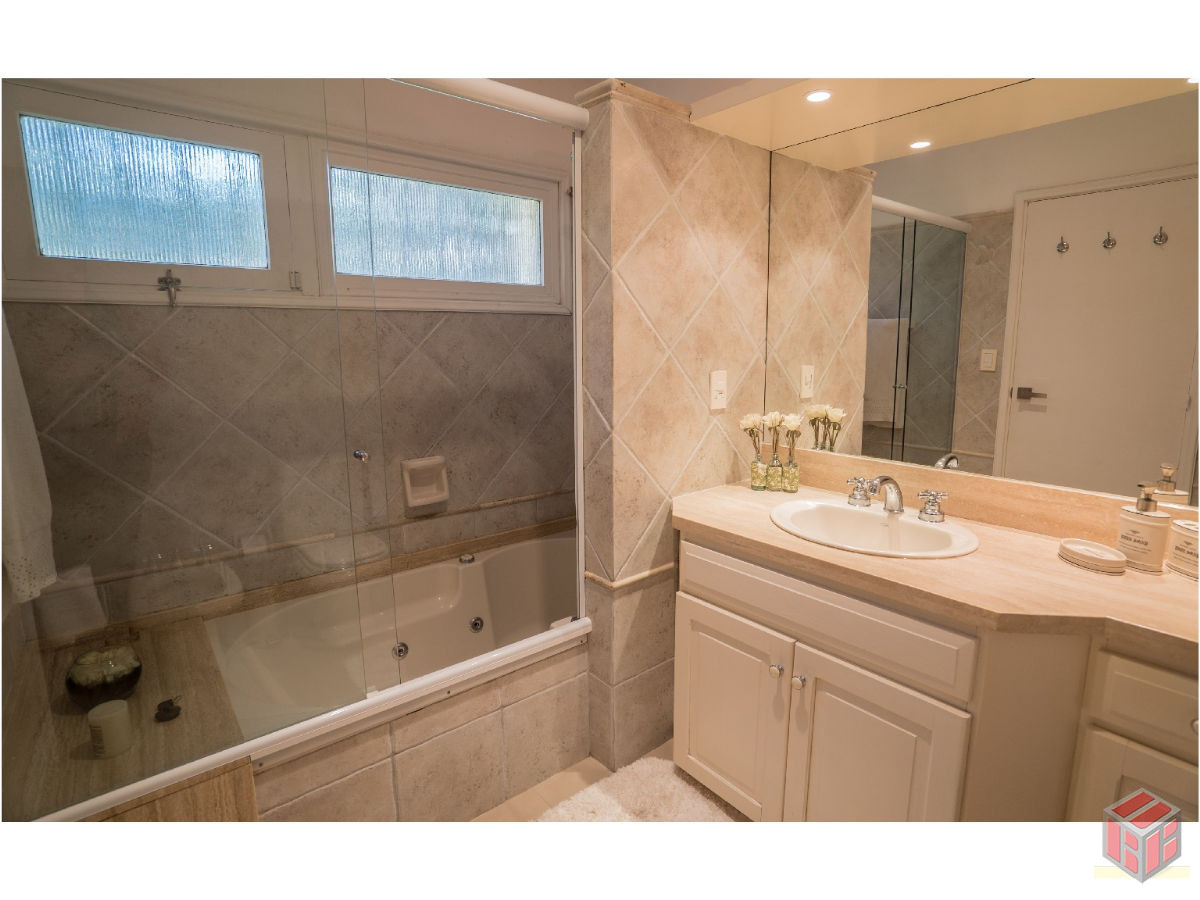 Casa ID.7460 - .