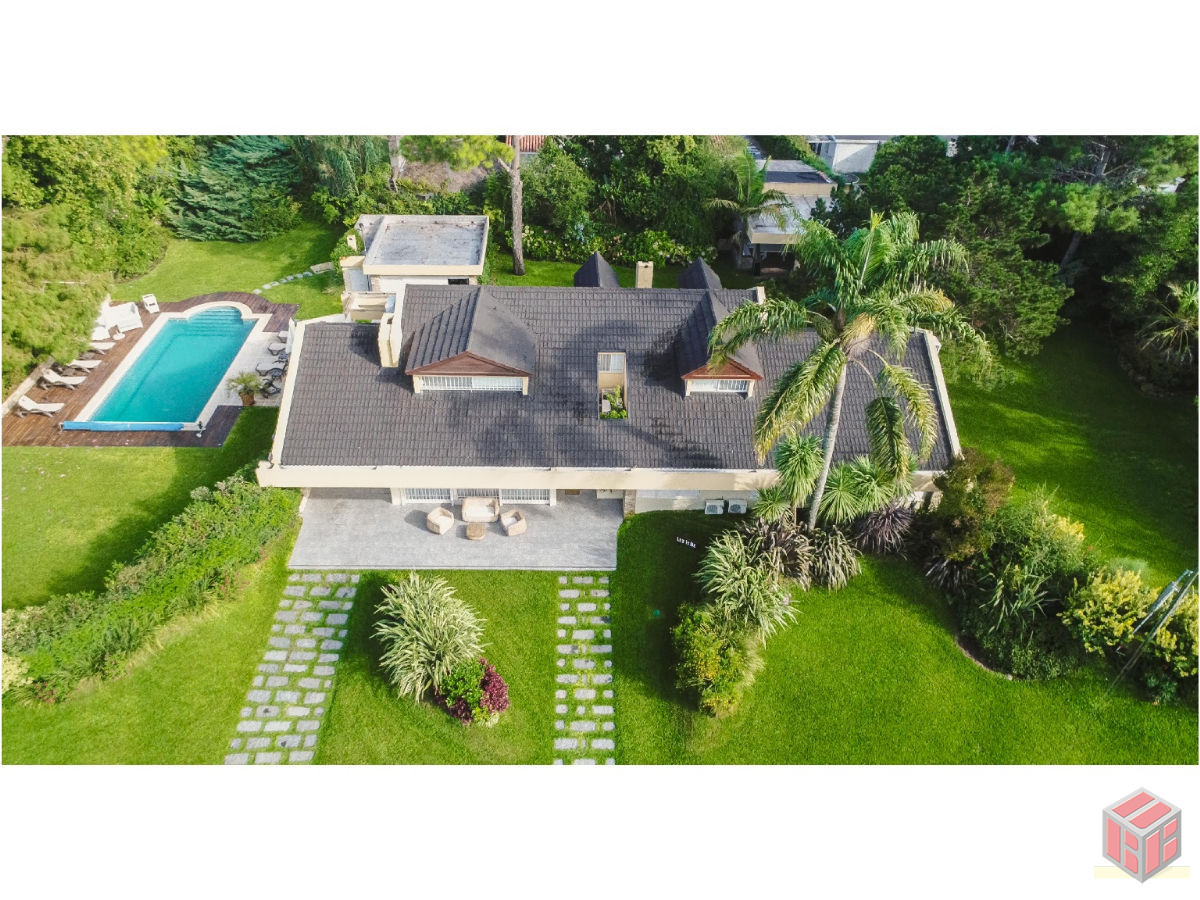 Casa ID.7460 - .