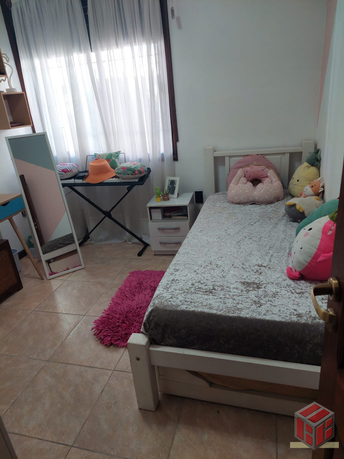 Casa ID.8808 - se alquila anual para familia o comercial