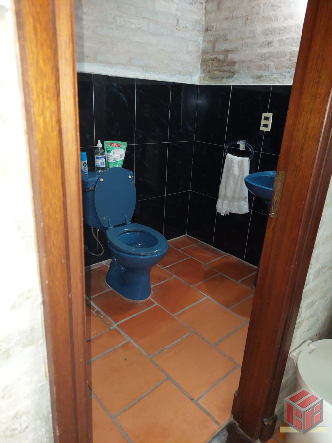 Casa ID.8808 - se alquila anual para familia o comercial