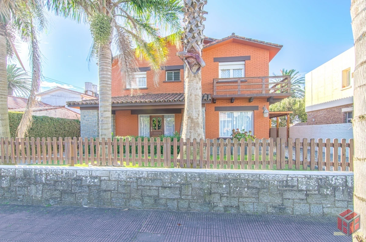 Casa ID.7466 - casa increible en zona de Peninsula 