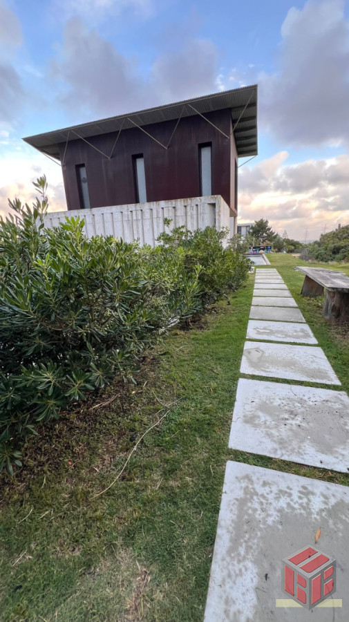 Casa ID.9065 - CASA EN PUNTA PIEDRAS