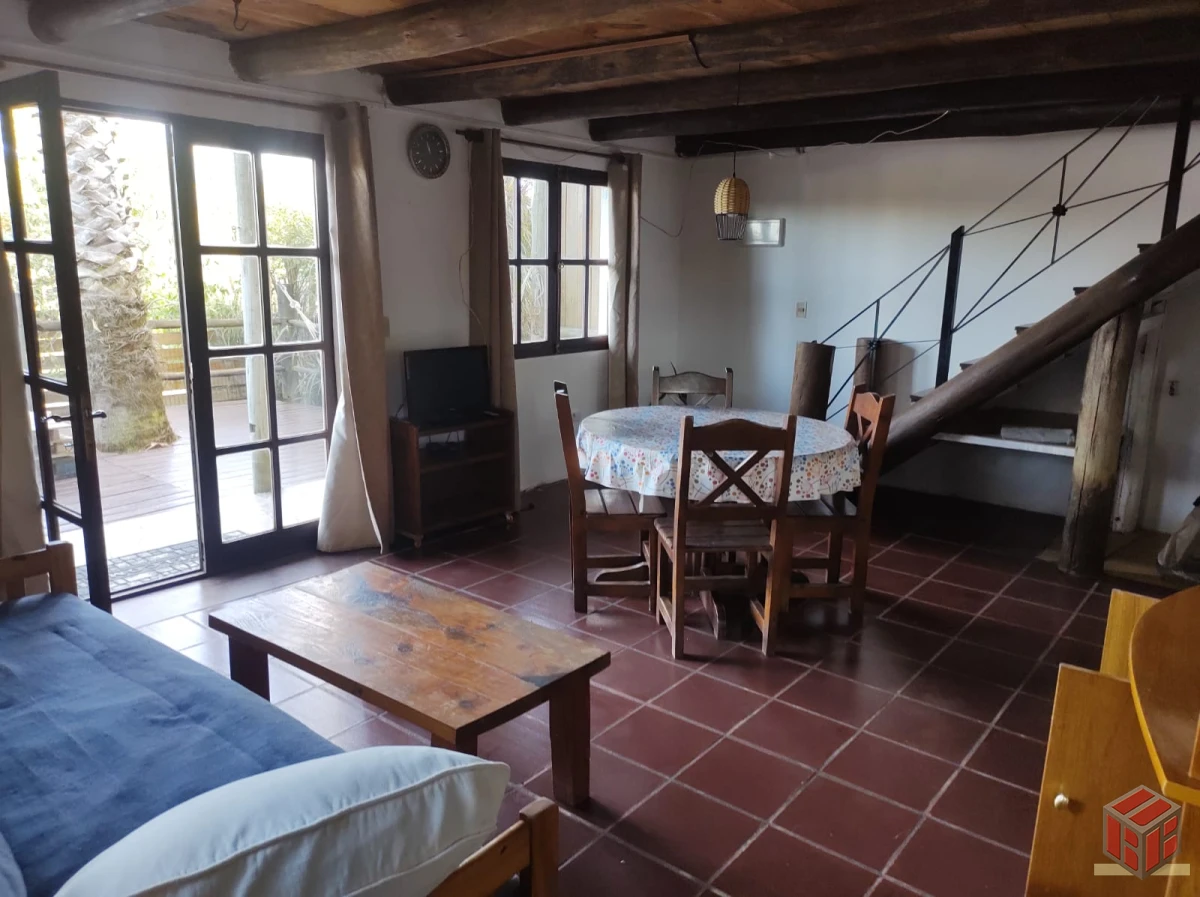 Casa ID.8463 - Bonita casa en balneario La Bota !!! 