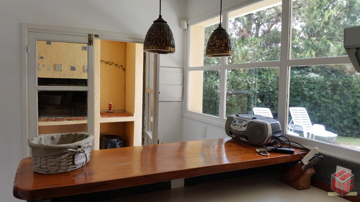 Casa ID.7266 - .Casa  con excelentes vistas , decks y mirador 