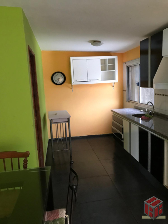 Casa ID.9080 - Venta con Renta  !! Ideal