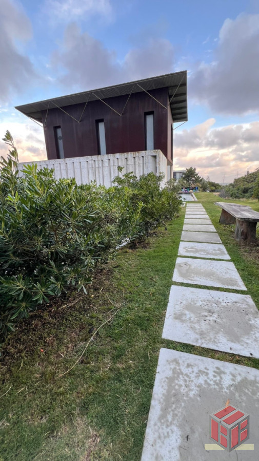 Casa ID.9065 - CASA EN PUNTA PIEDRAS