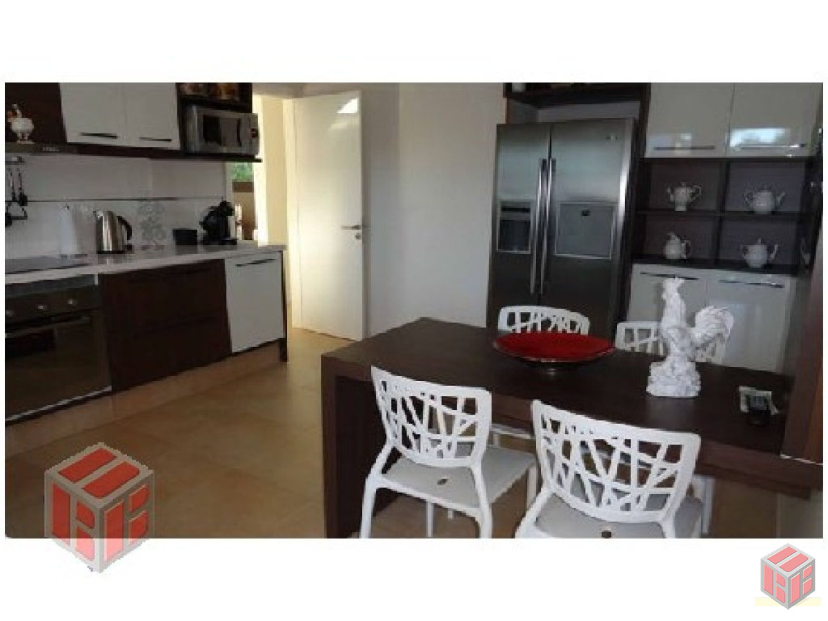 Casa ID.7441 - .SE VENDE  ,  SE ALQUILA ANUAL 