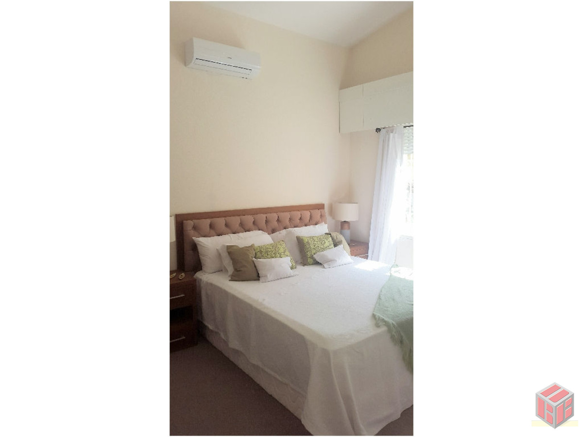 Casa ID.7459 - .CASA PARADAS MANSA