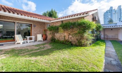 Casa en Punta del Este, Mansa