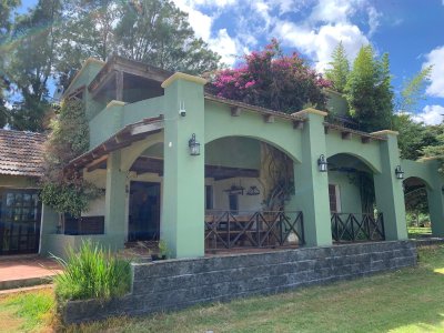 chacra espectacular con  costa sobre  laguna - bdb8788h