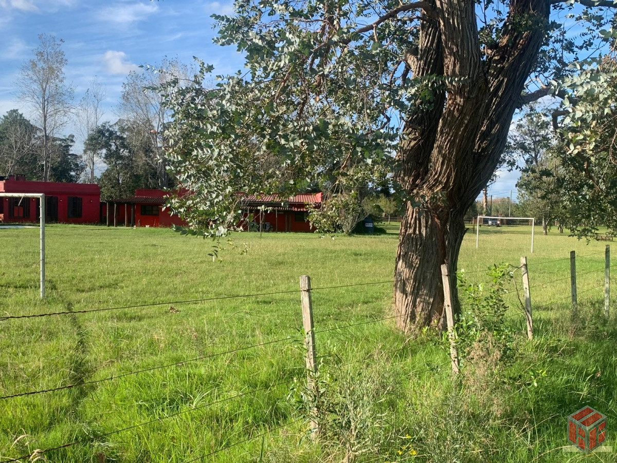Chacra ID.8837 - lindisima chacra con piscina acceso asfalto