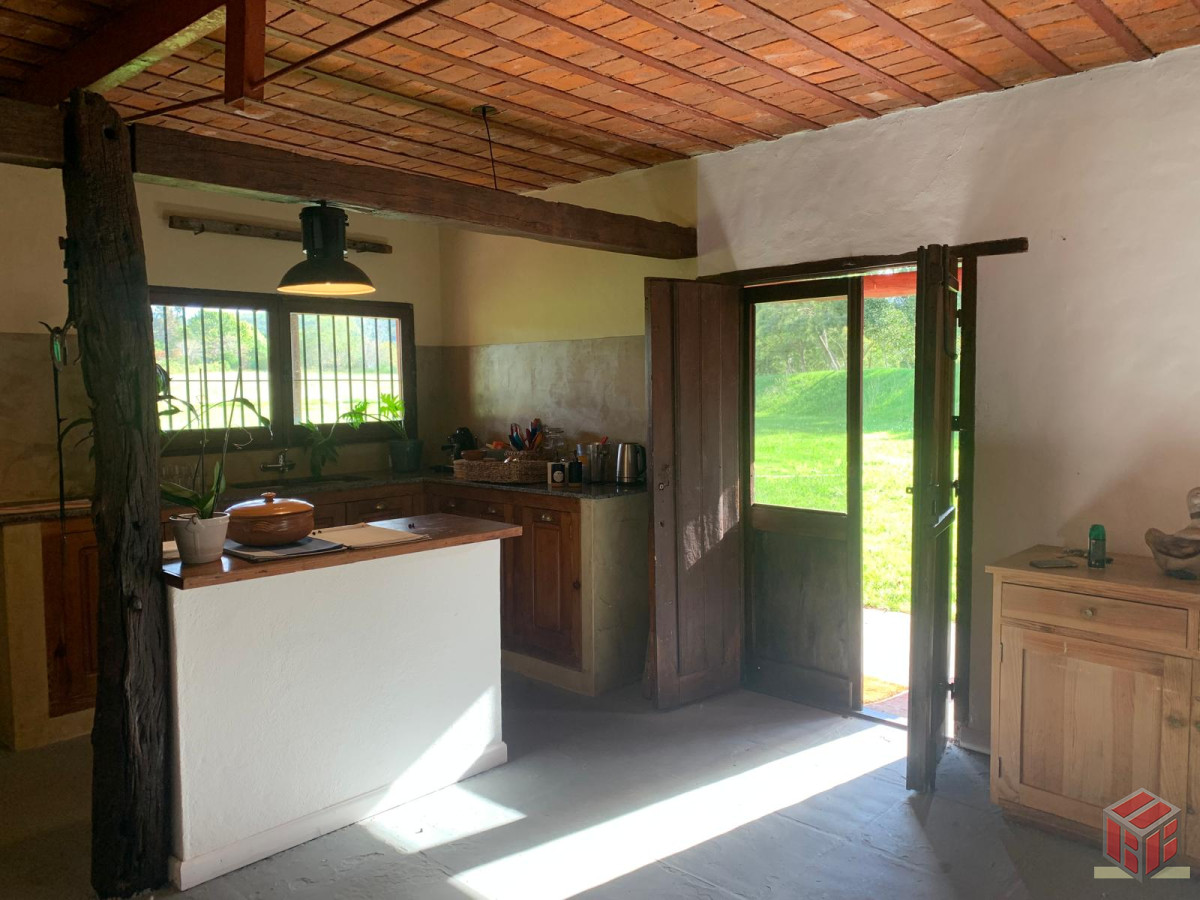 Chacra ID.8837 - lindisima chacra con piscina acceso asfalto