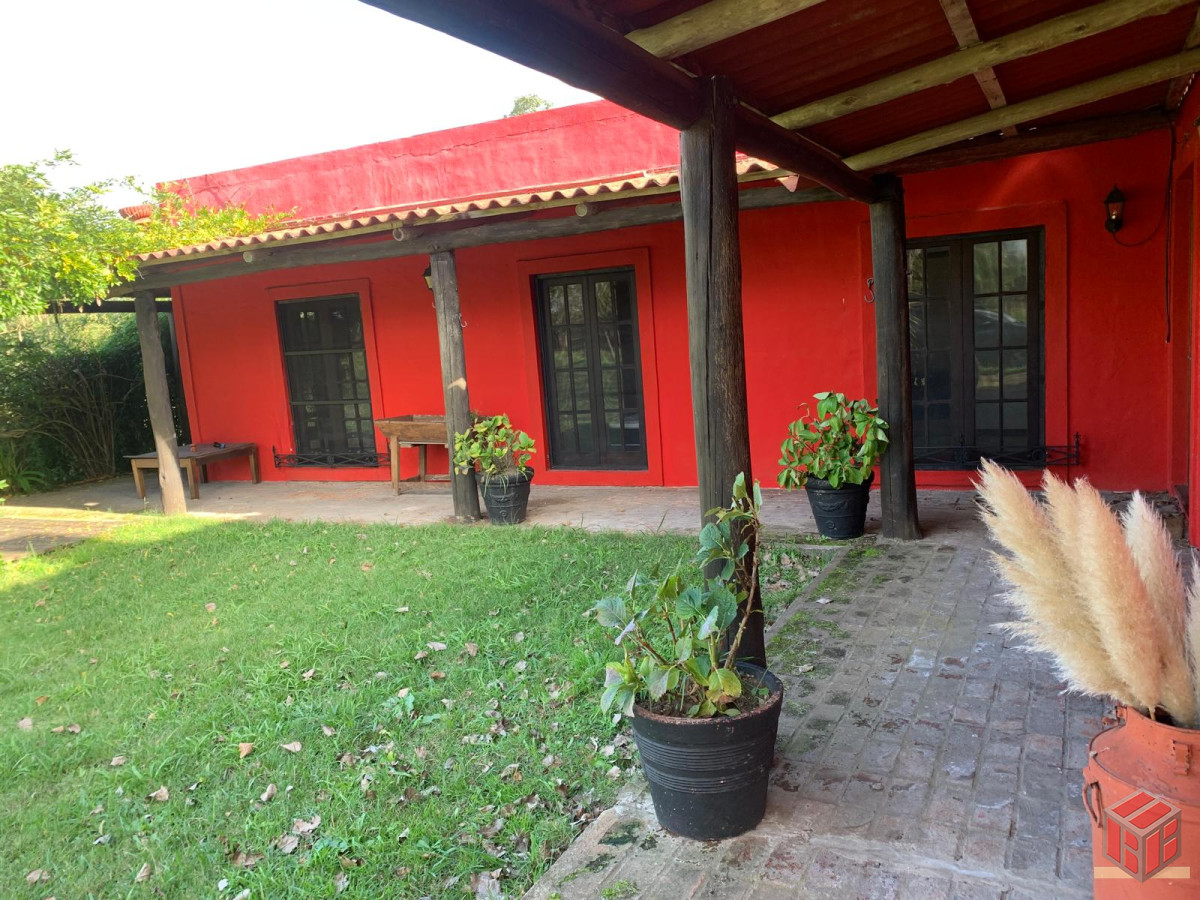 Chacra ID.8837 - lindisima chacra con piscina acceso asfalto