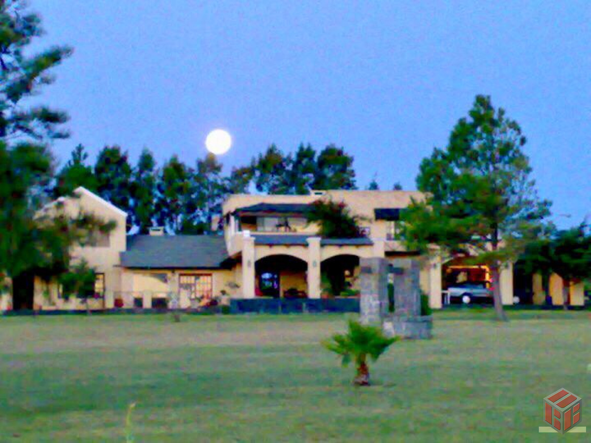 Campo Ref.8746 - Campo con residencia, vista al cerro y laguna