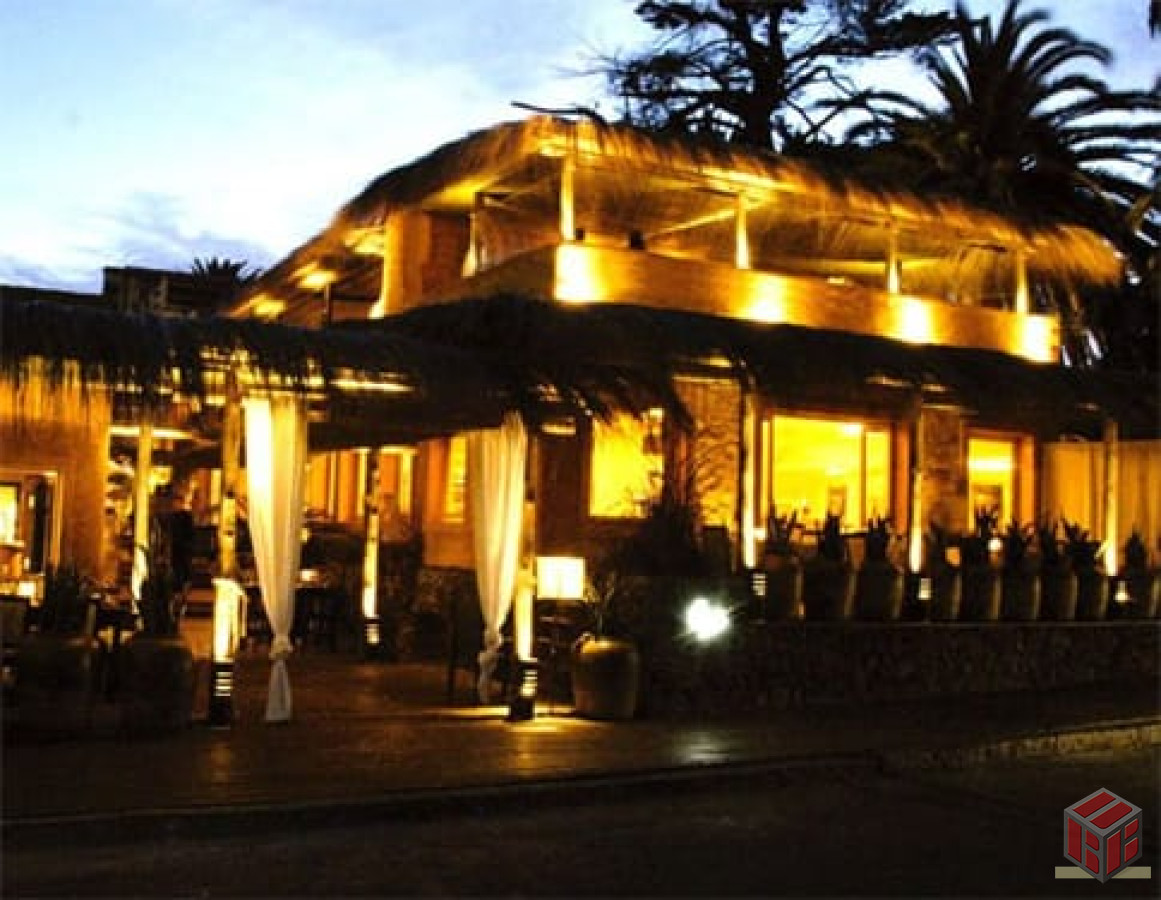 Local Comercial ID.8282 - Local en Punta del Este, Península