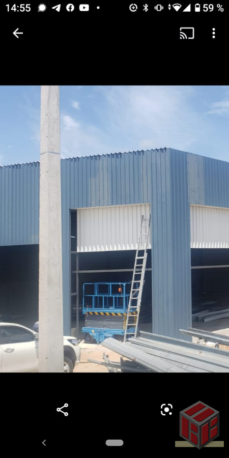 Local Comercial ID.8257 - galpon de 650 entero o se divide 300 350