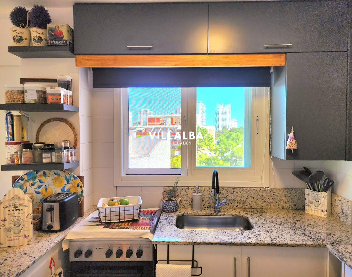 Apartamento ID.3710 - Oportunidad impecable 2 dorm!!