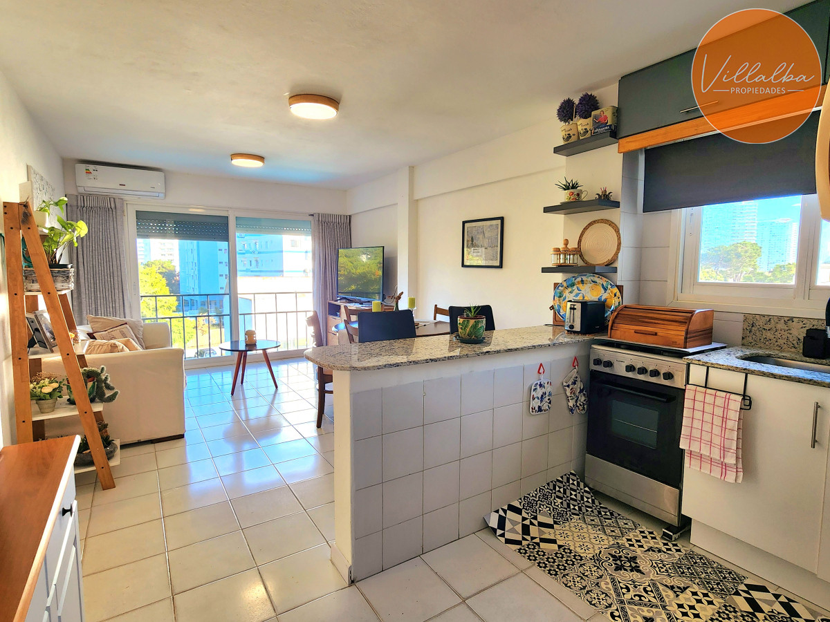 Apartamento ID.3710 - Oportunidad impecable 2 dorm!!