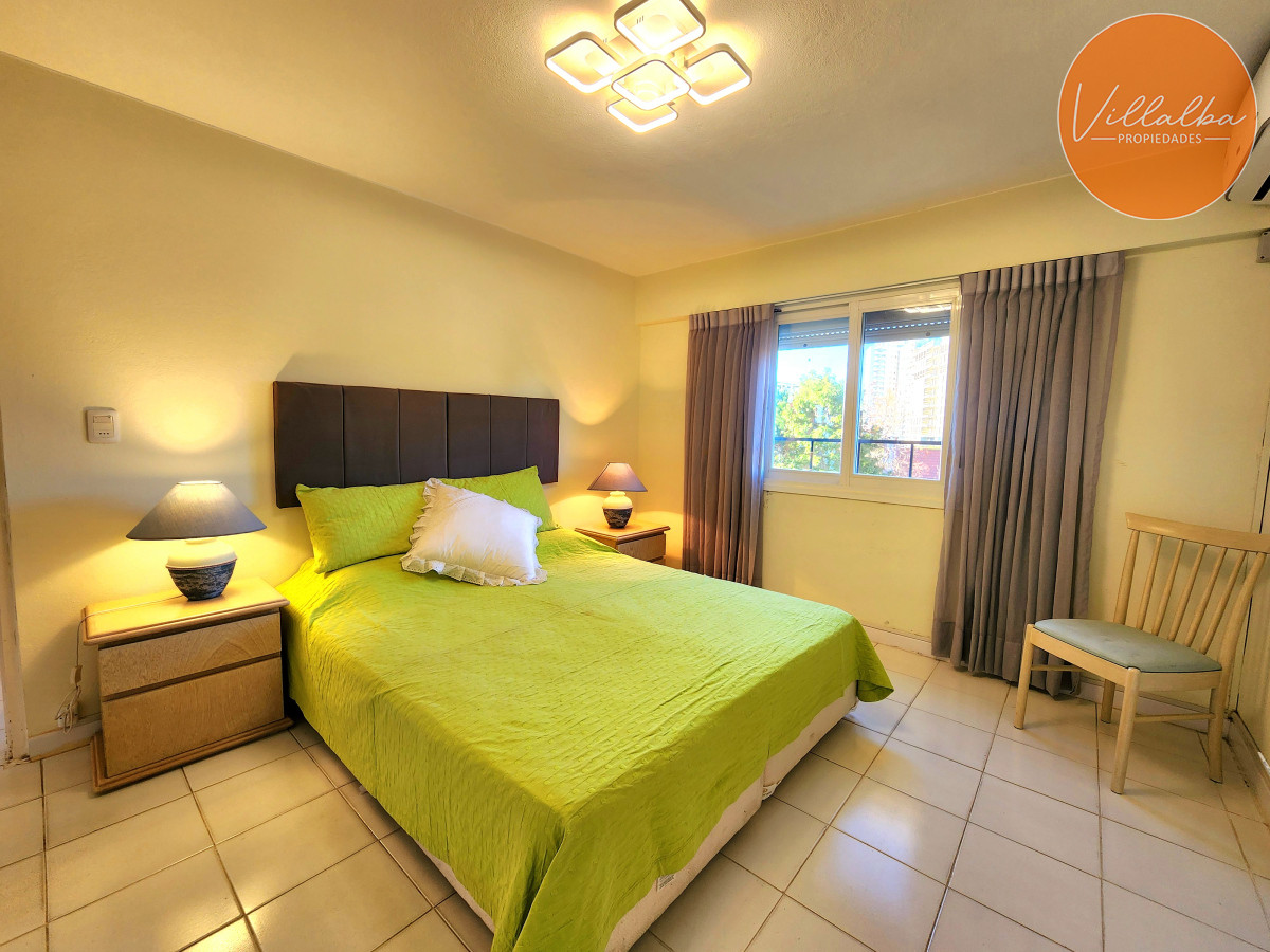 Apartamento ID.3710 - Oportunidad impecable 2 dorm!!