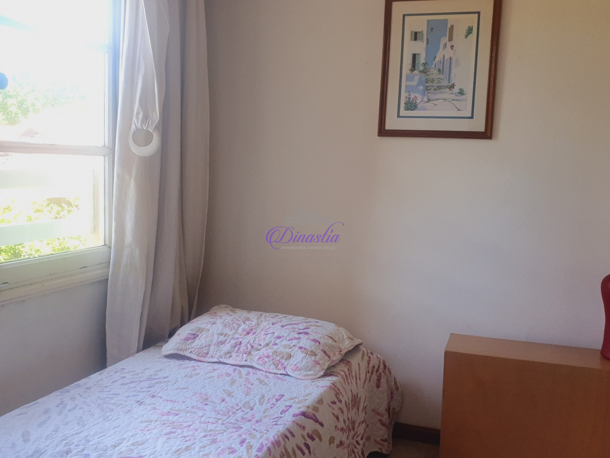 Apartamento ID.97 - Venta Apartamento Penthouse 2 dormitorios en Playa Mansa, Punta del Este.