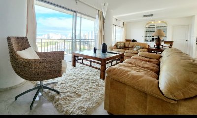 Apartamento con vista al mar, Financiación Directa y Permuta!!!