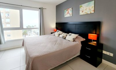 Lux Tower Un Dormitorio