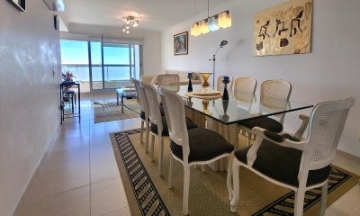 Apartamento 2 Dormitorios con Vista al Mar a 100 mts de la Playa
