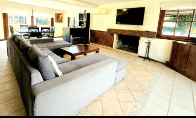 Casa ideal para vivir todo el año!!! zona colegios