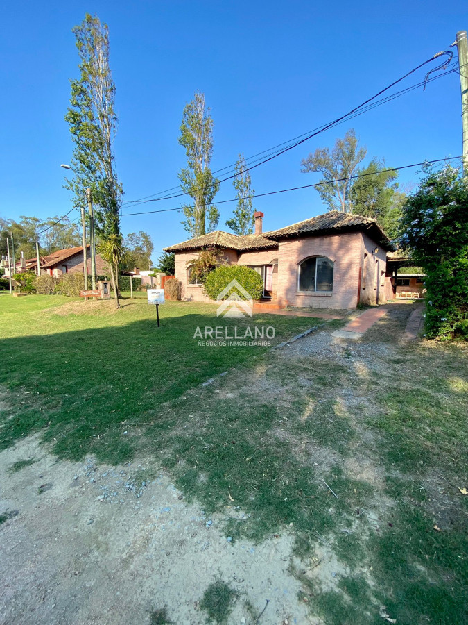Casa ID.4668 - CASA EL TESORO EXCELENTE CONSTRUCCIÓN Y ESTILO TRADICIONAL 