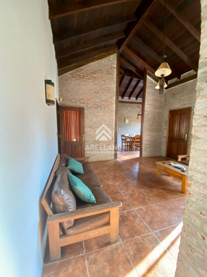Casa ID.4668 - CASA EL TESORO EXCELENTE CONSTRUCCIÓN Y ESTILO TRADICIONAL 