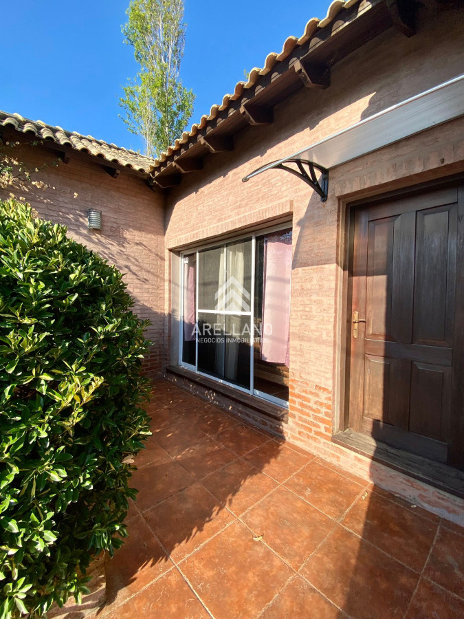 Casa ID.4668 - CASA EL TESORO EXCELENTE CONSTRUCCIÓN Y ESTILO TRADICIONAL 