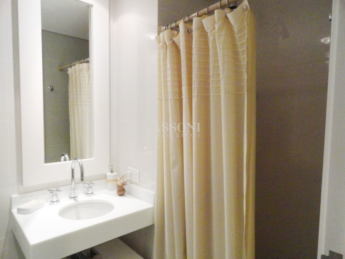 Apartamento ID.4564 - AQUARELA ALQUILER TEMPORADA ANUAL E INVERNAL--EXCELENTE APTO CON TODA LA VISTA A LA MANSA  PUNTA DEL ESTE