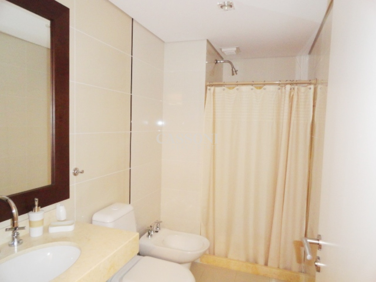 Apartamento ID.4564 - AQUARELA ALQUILER TEMPORADA ANUAL E INVERNAL--EXCELENTE APTO CON TODA LA VISTA A LA MANSA  PUNTA DEL ESTE