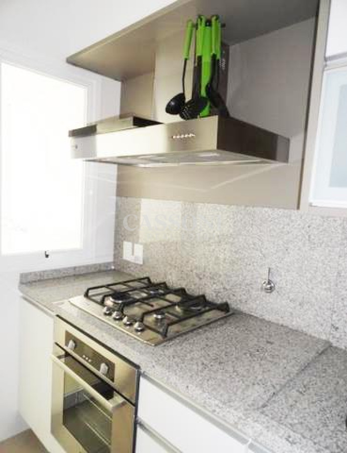 Apartamento ID.4564 - AQUARELA ALQUILER TEMPORADA ANUAL E INVERNAL--EXCELENTE APTO CON TODA LA VISTA A LA MANSA  PUNTA DEL ESTE