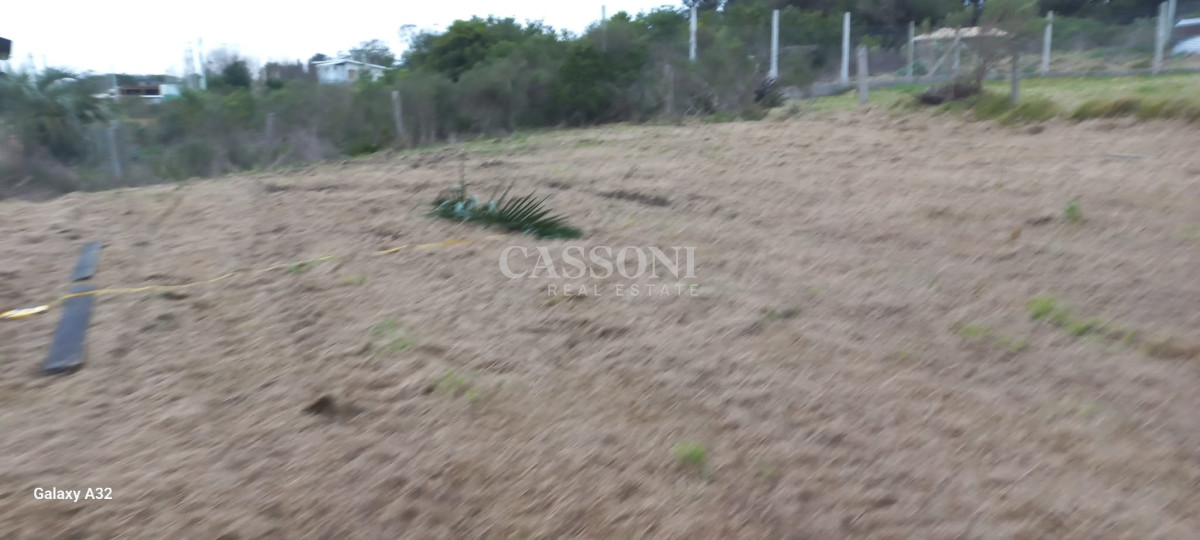 Terreno ID.1720 - TERRENO EL TESORO-MIRAMAR ACRES-ALTO 900 m2