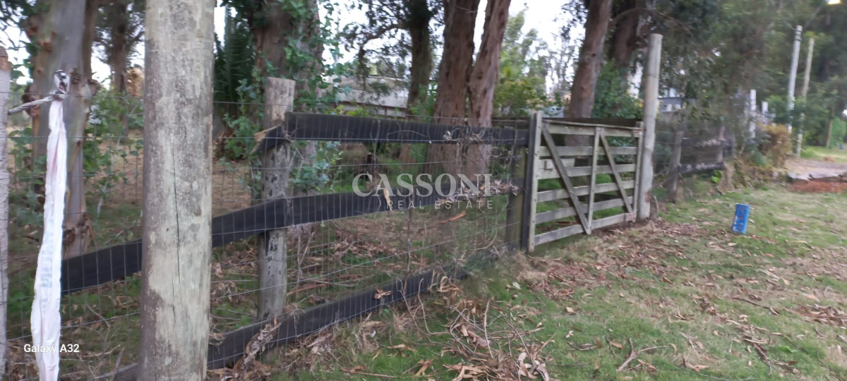 Terreno ID.1720 - TERRENO EL TESORO-MIRAMAR ACRES-ALTO 900 m2