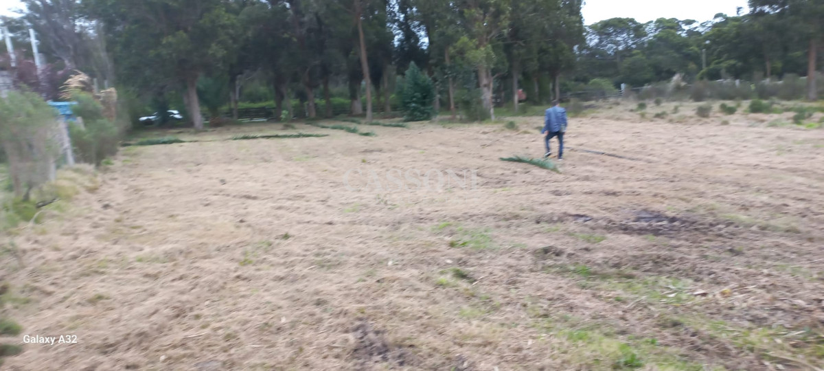 Terreno ID.1720 - TERRENO EL TESORO-MIRAMAR ACRES-ALTO 900 m2