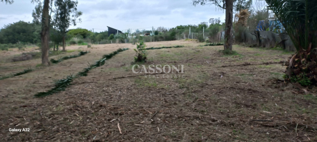 Terreno ID.1720 - TERRENO EL TESORO-MIRAMAR ACRES-ALTO 900 m2