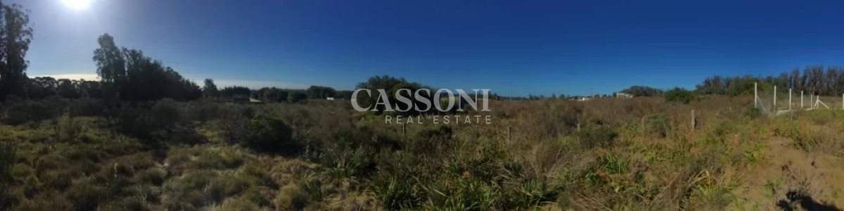 Terreno ID.1720 - TERRENO EL TESORO-MIRAMAR ACRES-ALTO 900 m2