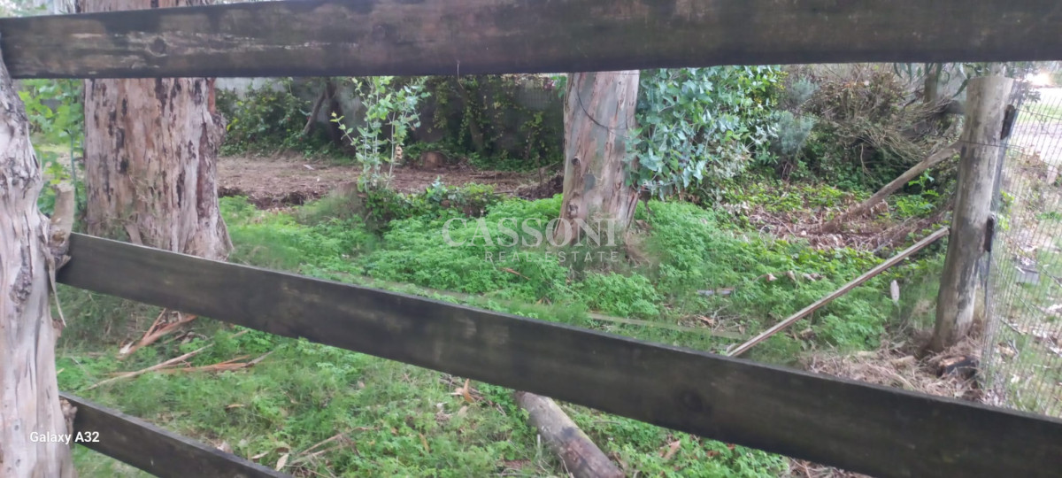 Terreno ID.1720 - TERRENO EL TESORO-MIRAMAR ACRES-ALTO 900 m2