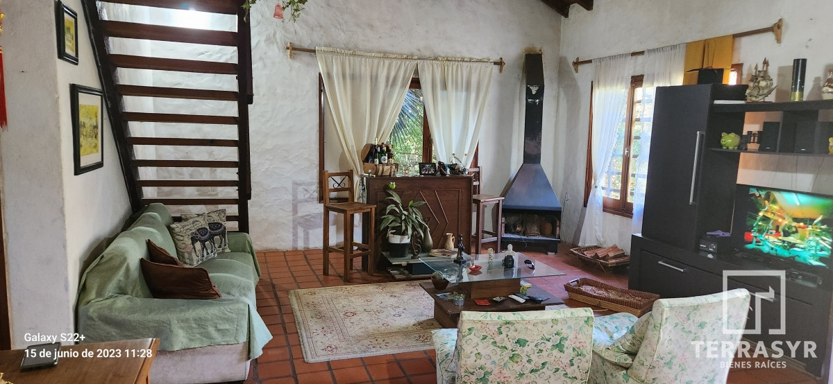 Casa ID.697 - VENTA CASA CÓMODA  PARA INVERSIÓN, CON RENTA EN EL TESORO - PUNTA DEL ESTE