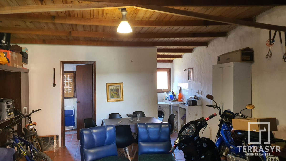 Casa ID.697 - VENTA CASA CÓMODA  PARA INVERSIÓN, CON RENTA EN EL TESORO - PUNTA DEL ESTE