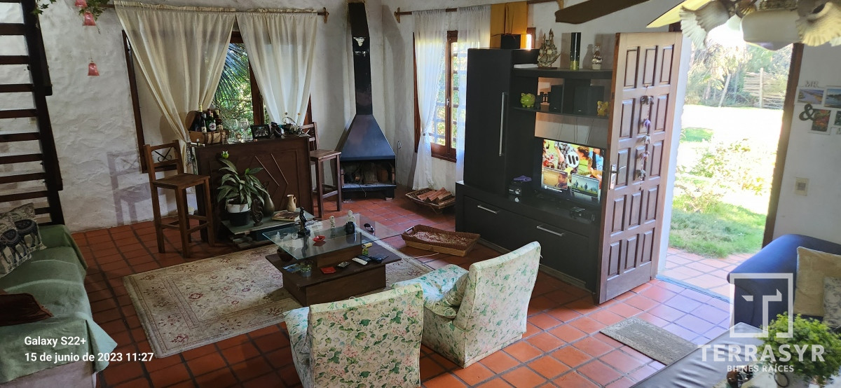 Casa ID.697 - VENTA CASA CÓMODA  PARA INVERSIÓN, CON RENTA EN EL TESORO - PUNTA DEL ESTE